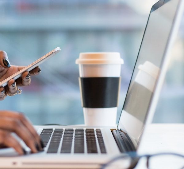 Las mujeres africanas impulsarán la digitalización y la transformación: AfChix e Internet Society renuevan su colaboración Thumbnail Las mujeres africanas impulsarán la digitalización y la transformación: AfChix e Internet Society renuevan su colaboración Thumbnail